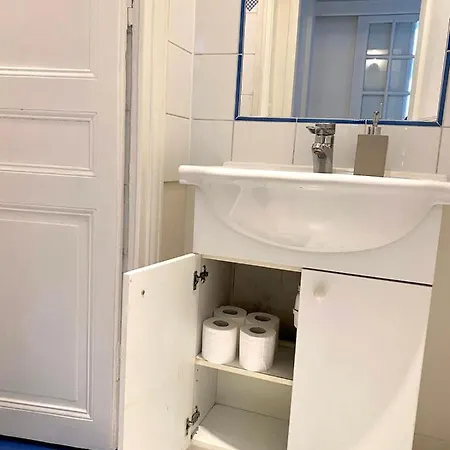 Apartment Romantic In *
