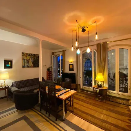 Апартаменты Romantic In *